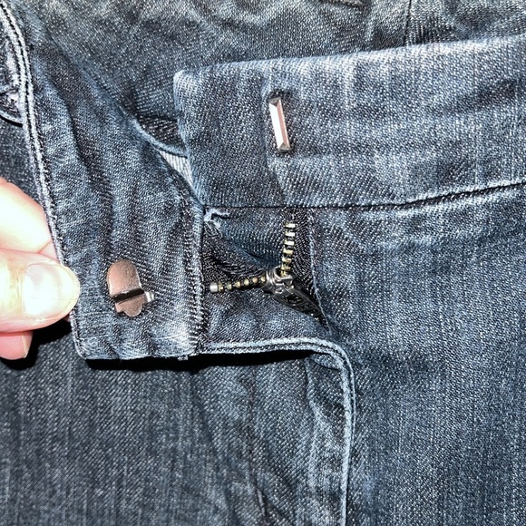 Talbots Petite Stretch Black Flare Jeans 2P - Picture 4 of 7